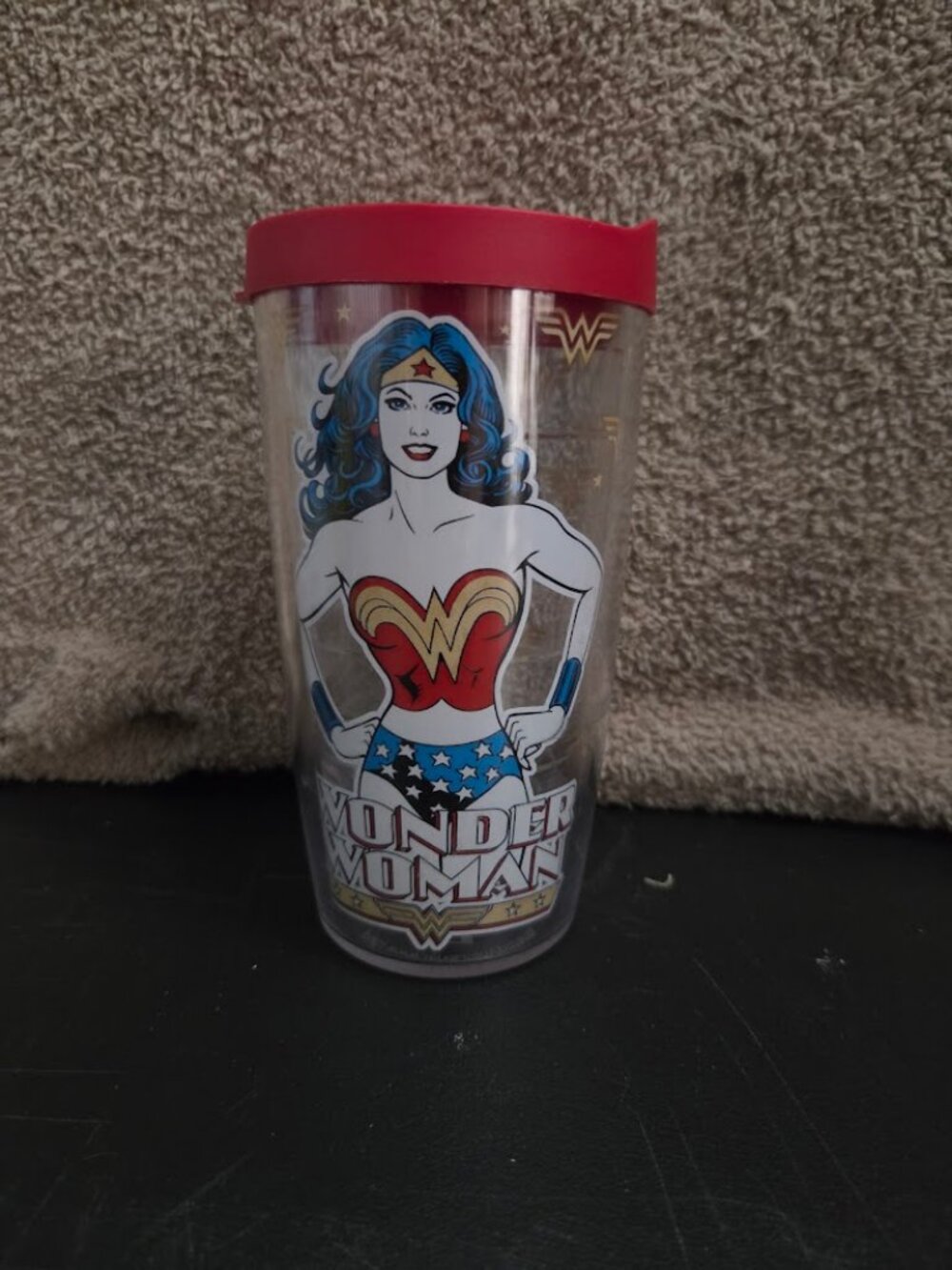 Tervis Wonder Woman Insulated Tumbler with Red Lid 24oz DC Comics Hot Cold
